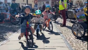 Mehr über den Artikel erfahren Das war die 4. Kidical Mass in Lüneburg